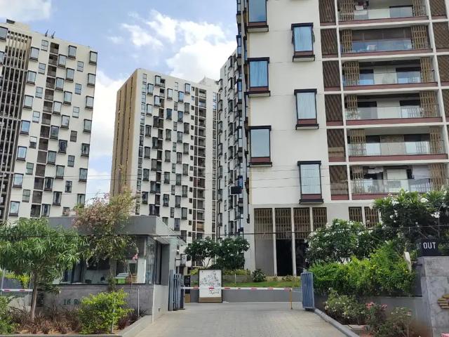 3 BHK Apartment in Kotturpuram for resale Chennai. The reference number is 19916456