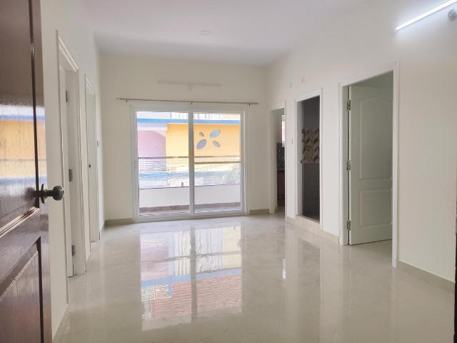 3 BHK Apartment in Kondapur for rent Hyderabad. The reference number is 19561593