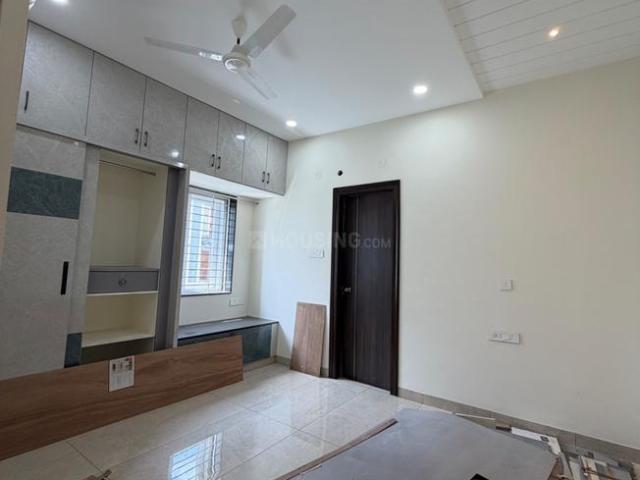 3 BHK Apartment in Kondapur for rent Hyderabad. The reference number is 21040737