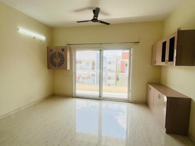 3 BHK Apartment in Kondapur for rent Hyderabad. The reference number is 21074856