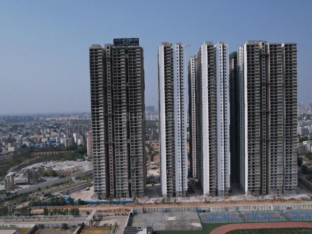 3 BHK Apartment in Kondapur for resale Hyderabad. The reference number is 21032053