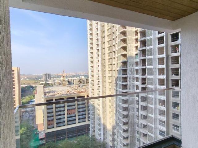 3 BHK Apartment in Kondhwa for rent Pune. The reference number is 21356143