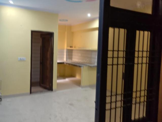 3 BHK Apartment in Kondli for rent New Delhi. The reference number is 20521710