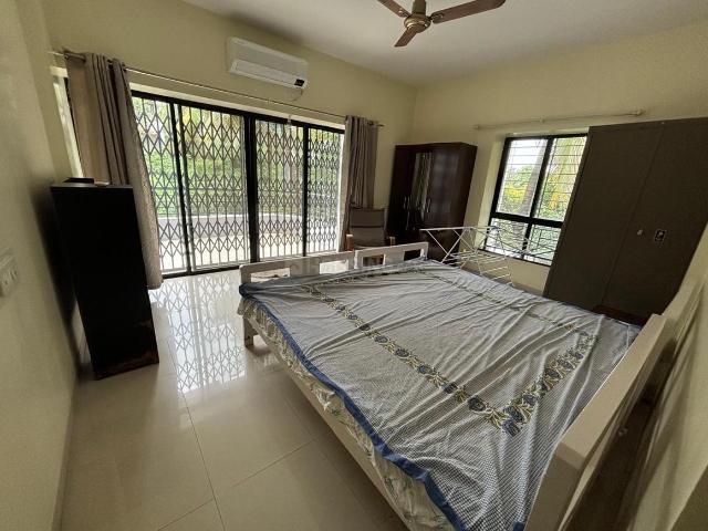 3 BHK Apartment in Koregaon Park for rent Pune. The reference number is 14989774