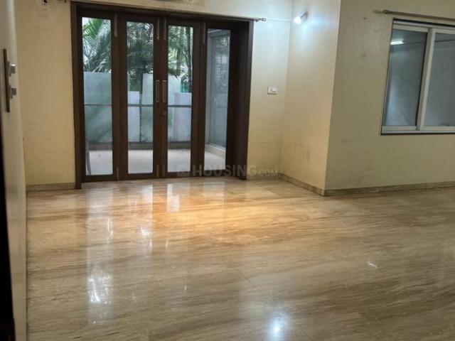 3 BHK Apartment in Koregaon Park for rent Pune. The reference number is 18939063