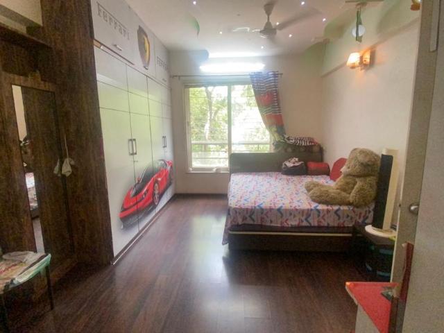 3 BHK Apartment in Koregaon Park for rent Pune. The reference number is 20551985