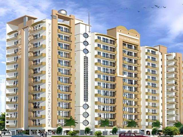 3 BHK Apartment in Kaushambi for resale Ghaziabad. The reference number is 20668109