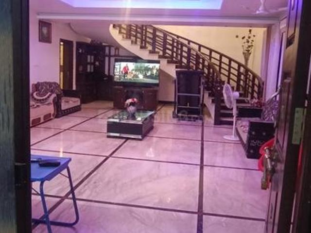 3 BHK Apartment in Kavadiguda for rent Hyderabad. The reference number is 20417601