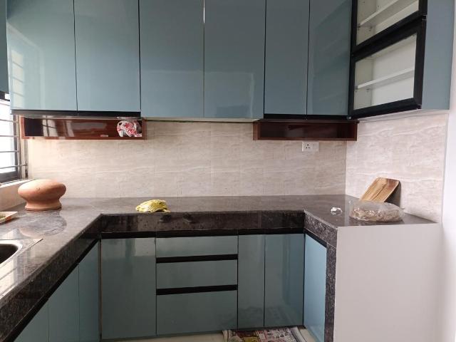 3 BHK Apartment in Kahilipara for rent Guwahati. The reference number is 18680395