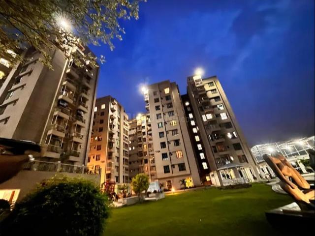 3 BHK Apartment in Kahilipara for rent Guwahati. The reference number is 19194465