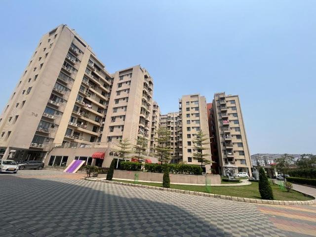 3 BHK Apartment in Kahilipara for rent Guwahati. The reference number is 19972369