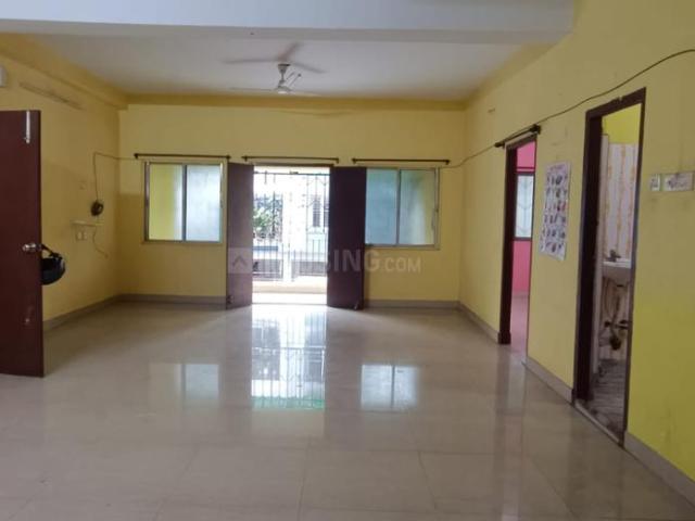 3 BHK Apartment in Kalikapur, EM Bypass for rent Kolkata. The reference number is 20805462