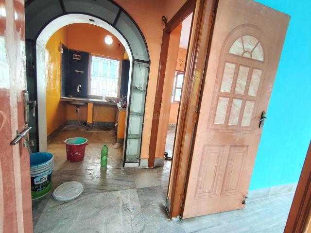 3 BHK Apartment in Kalikapur, EM Bypass for rent Kolkata. The reference number is 20917287