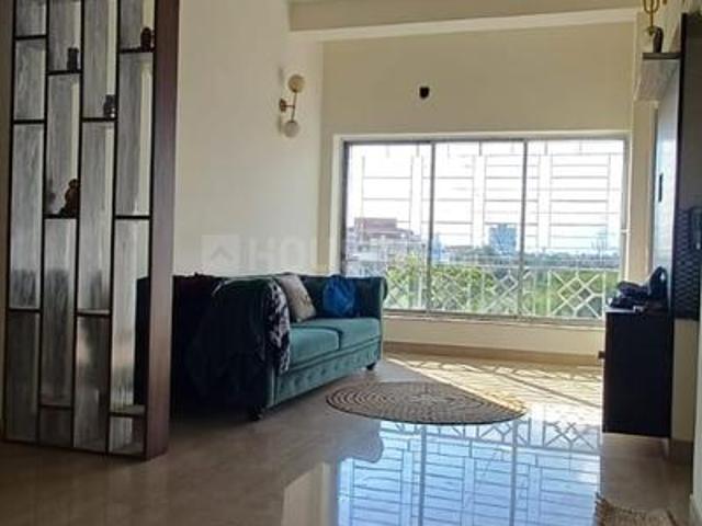 3 BHK Apartment in Kalikapur, EM Bypass for rent Kolkata. The reference number is 21216314