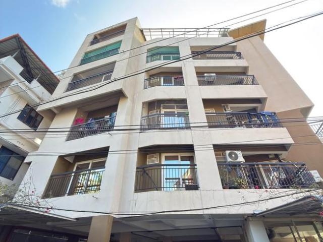 3 BHK Apartment in Kaloor for resale Kochi. The reference number is 21122075