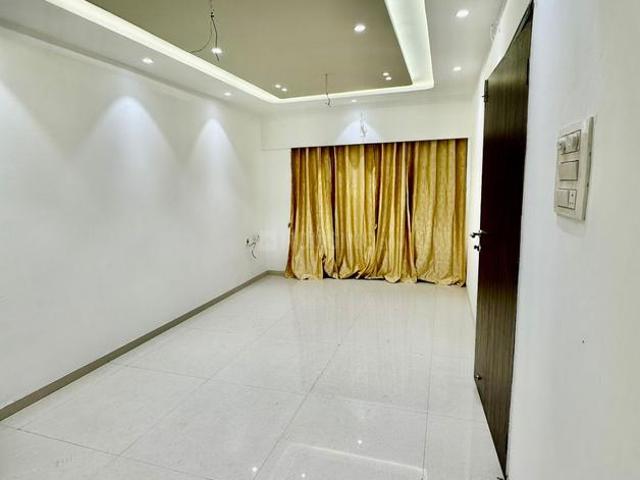 3 BHK Apartment in Kalyan West for resale Kalyan. The reference number is 19857260
