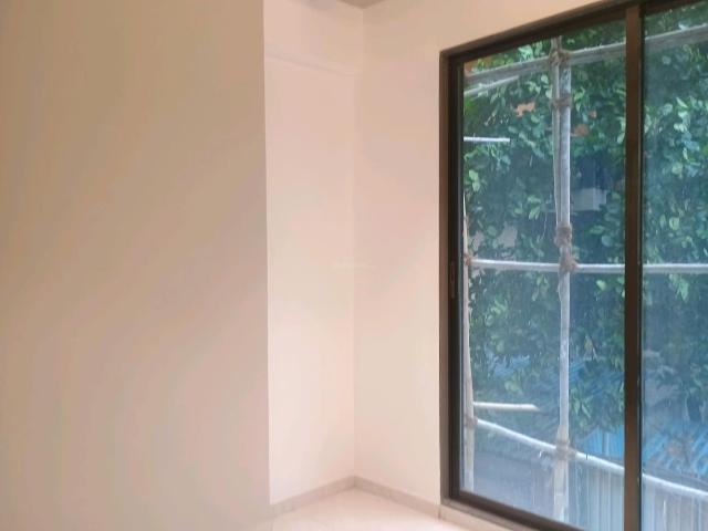 3 BHK Apartment in Kalyan West for resale Kalyan. The reference number is 19881491