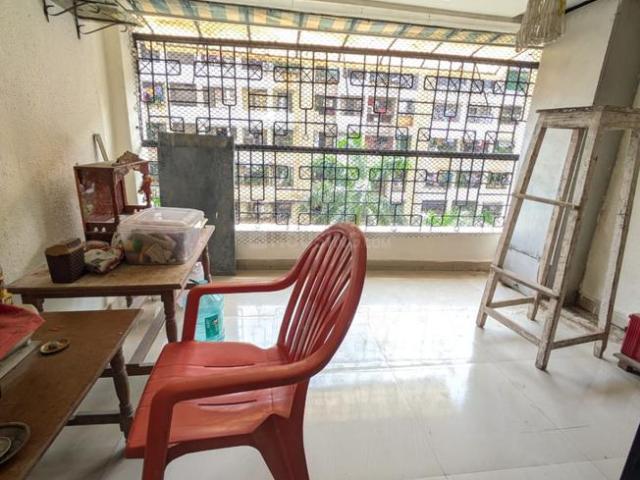 3 BHK Apartment in Kalyan West for resale Kalyan. The reference number is 21146435