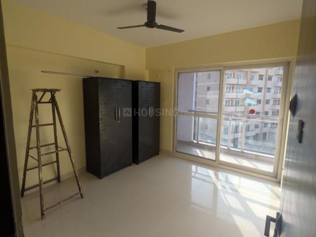 3 BHK Apartment in Kampoo for rent Gwalior. The reference number is 21303940