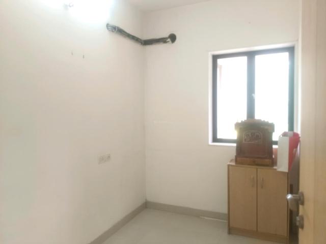 3 BHK Apartment in Kandivali East for rent Mumbai. The reference number is 20459983