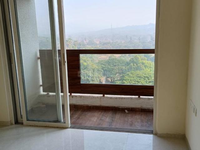 3 BHK Apartment in Kandivali East for rent Mumbai. The reference number is 20510370