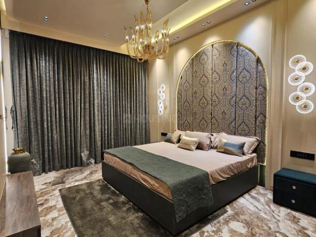 3 BHK Apartment in Kandivali East for rent Mumbai. The reference number is 20715761