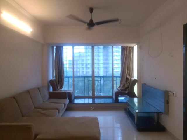 3 BHK Apartment in Kandivali East for rent Mumbai. The reference number is 20877547