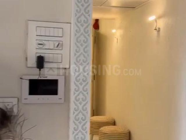 3 BHK Apartment in Kandivali East for rent Mumbai. The reference number is 20978059