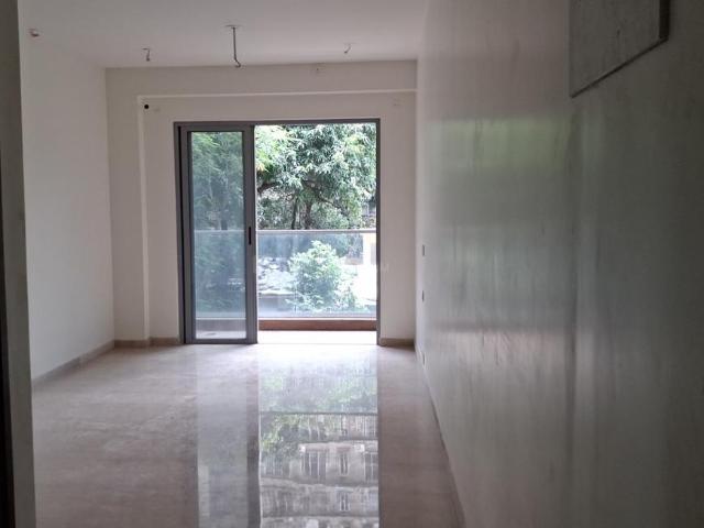 3 BHK Apartment in Kandivali East for rent Mumbai. The reference number is 20999718