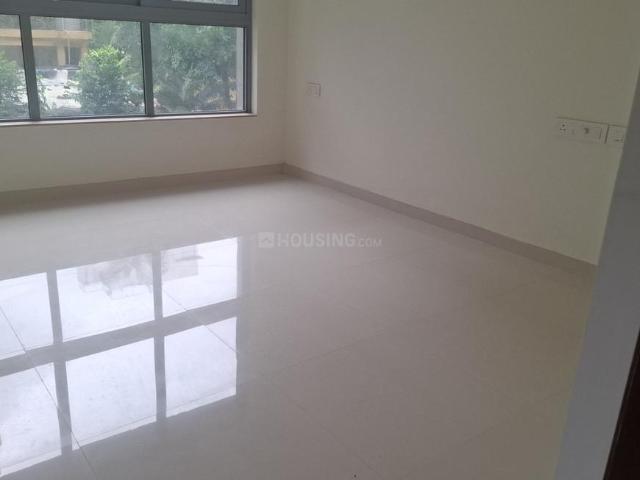 3 BHK Apartment in Kandivali East for rent Mumbai. The reference number is 21000370