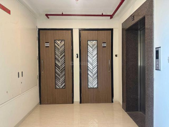 3 BHK Apartment in Kandivali East for rent Mumbai. The reference number is 21029050