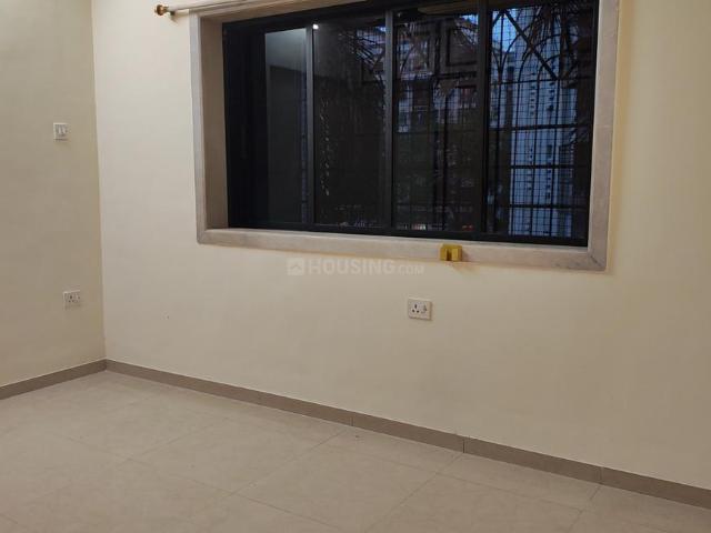 3 BHK Apartment in Kandivali East for rent Mumbai. The reference number is 21053453