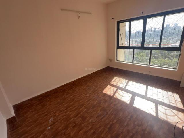 3 BHK Apartment in Kandivali East for rent Mumbai. The reference number is 21121160