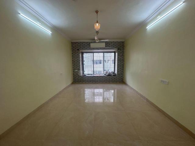 3 BHK Apartment in Kandivali East for rent Mumbai. The reference number is 21180608