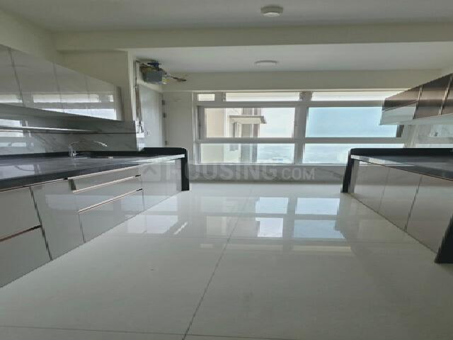 3 BHK Apartment in Kandivali East for resale Mumbai. The reference number is 19340859
