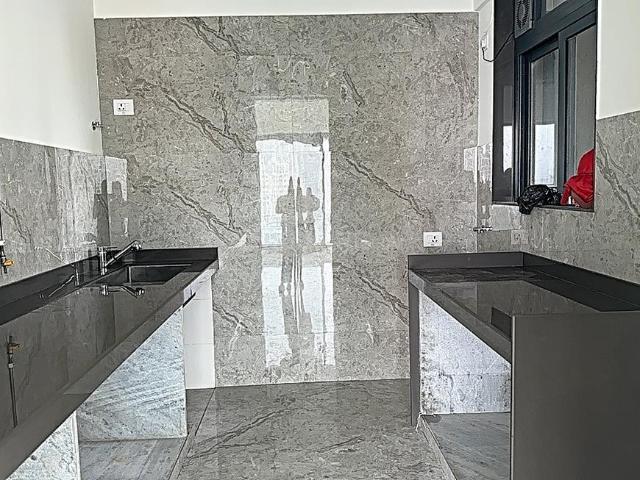 3 BHK Apartment in Kandivali East for resale Mumbai. The reference number is 17856602