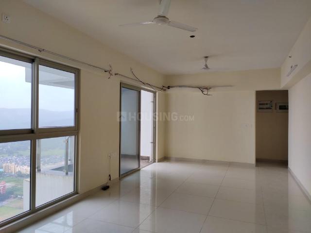 3 BHK Apartment in Kandivali East for resale Mumbai. The reference number is 20442608