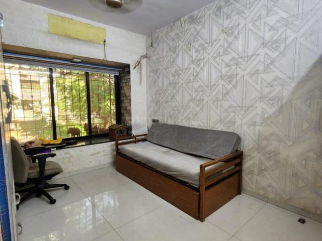 3 BHK Apartment in Kandivali East for resale Mumbai. The reference number is 20453633