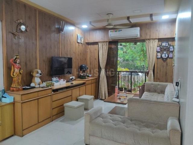 3 BHK Apartment in Kandivali East for resale Mumbai. The reference number is 20544911