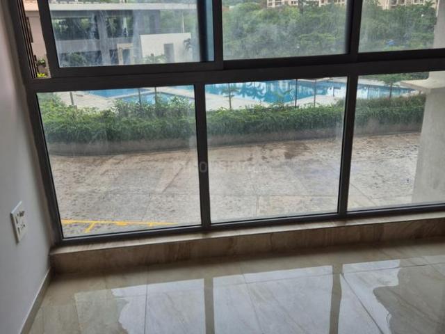 3 BHK Apartment in Kandivali East for resale Mumbai. The reference number is 21269457