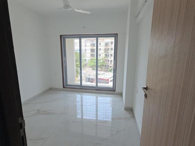 3 BHK Apartment in Kandivali West for rent Mumbai. The reference number is 20605115