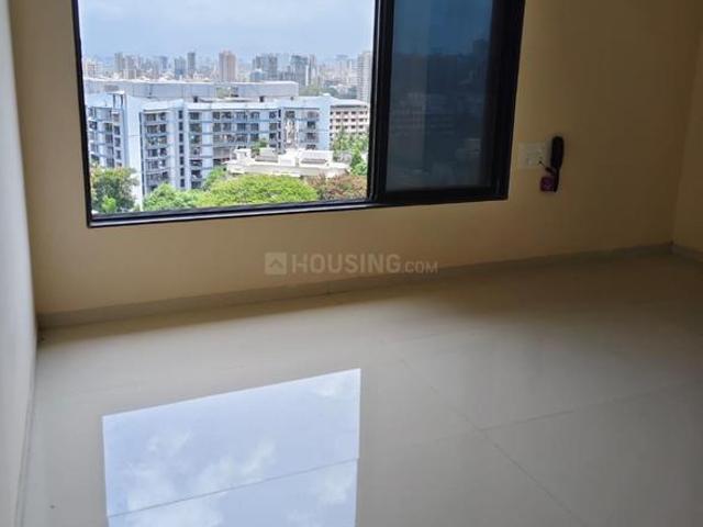 3 BHK Apartment in Kandivali West for rent Mumbai. The reference number is 20638436