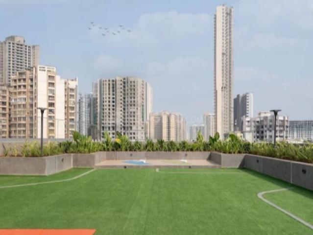 3 BHK Apartment in Kandivali West for resale Mumbai. The reference number is 18511732