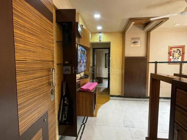 3 BHK Apartment in Kandivali West for resale Mumbai. The reference number is 19702920