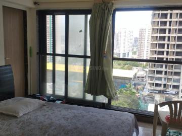 3 BHK Apartment in Kandivali West for resale Mumbai. The reference number is 20550425