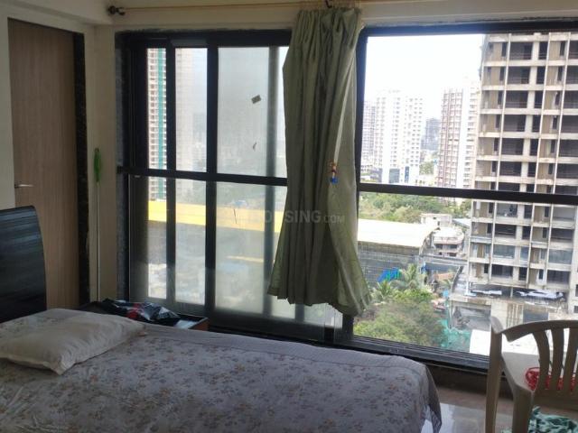 3 BHK Apartment in Kandivali West for resale Mumbai. The reference number is 20550425