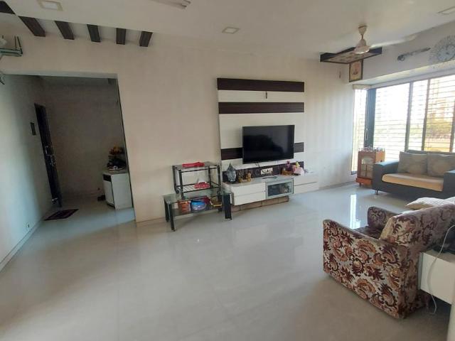 3 BHK Apartment in Kandivali West for resale Mumbai. The reference number is 21011504