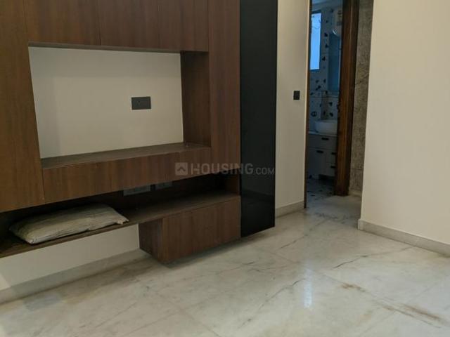 3 BHK Apartment in Karampura for rent New Delhi. The reference number is 20190909
