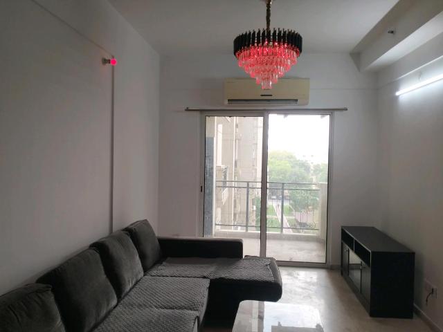 3 BHK Apartment in Karampura for rent New Delhi. The reference number is 20354151