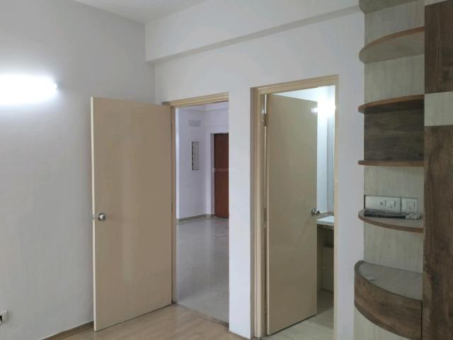 3 BHK Apartment in Karampura for rent New Delhi. The reference number is 20789941
